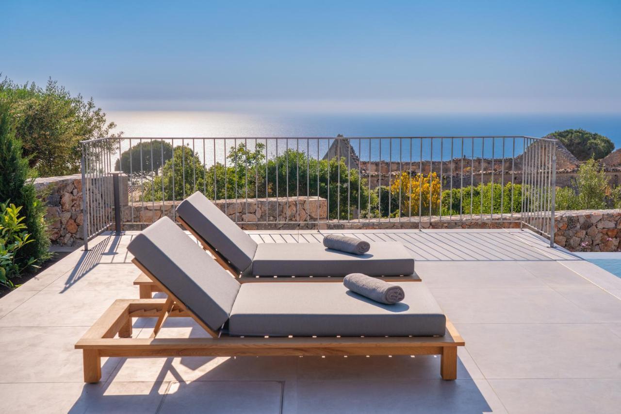 Summer Breeze Villa Tzamarelata Exterior photo