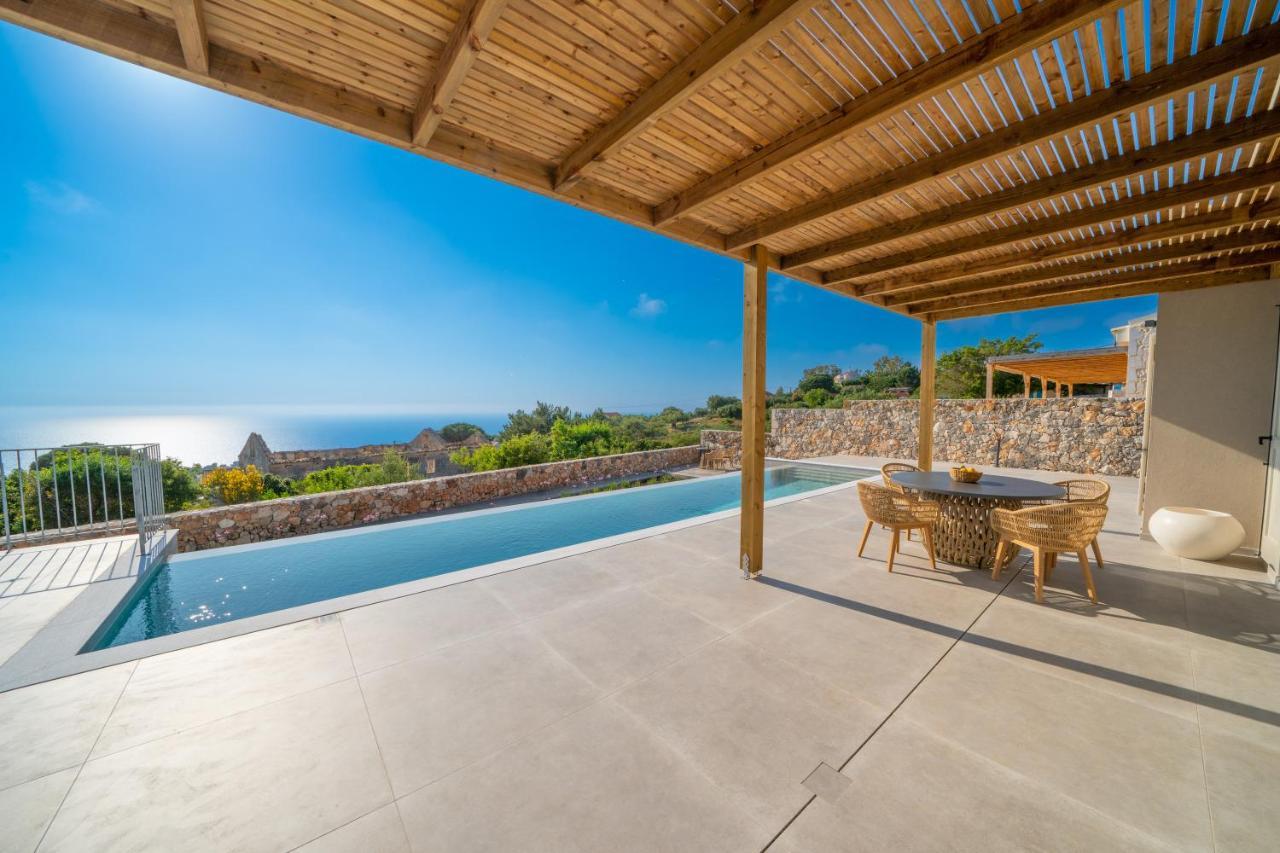 Summer Breeze Villa Tzamarelata Exterior photo