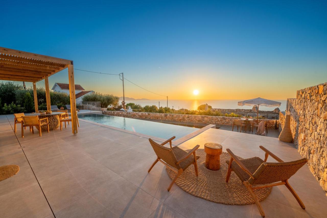Summer Breeze Villa Tzamarelata Exterior photo