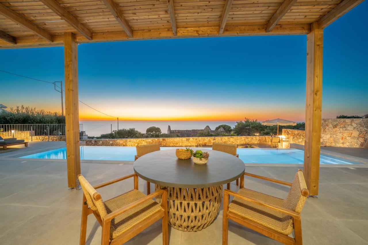 Summer Breeze Villa Tzamarelata Exterior photo